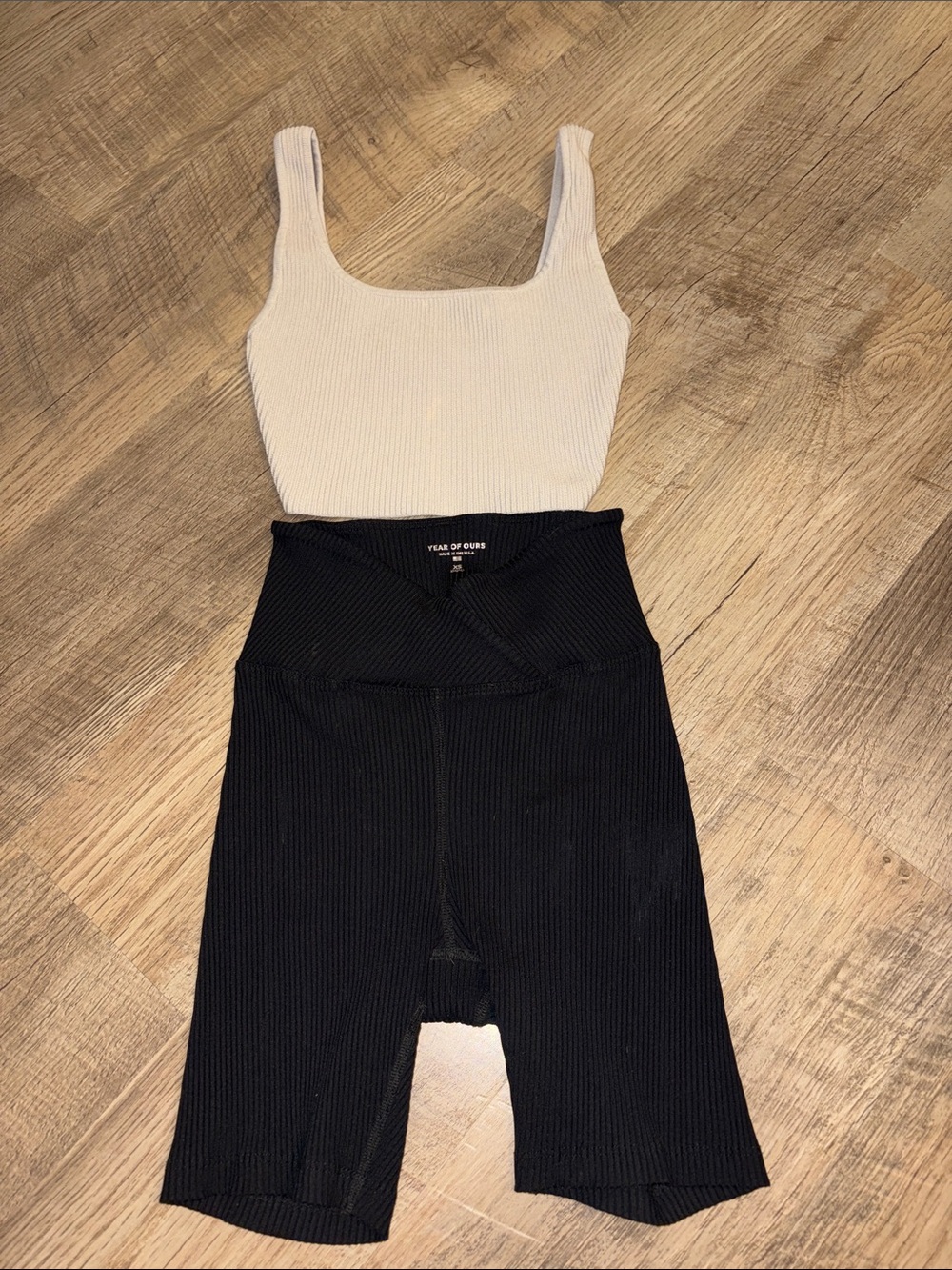 Year of Ours Black Ribbed High-Waist Shorts XS & Babaton Cream Top 2XS